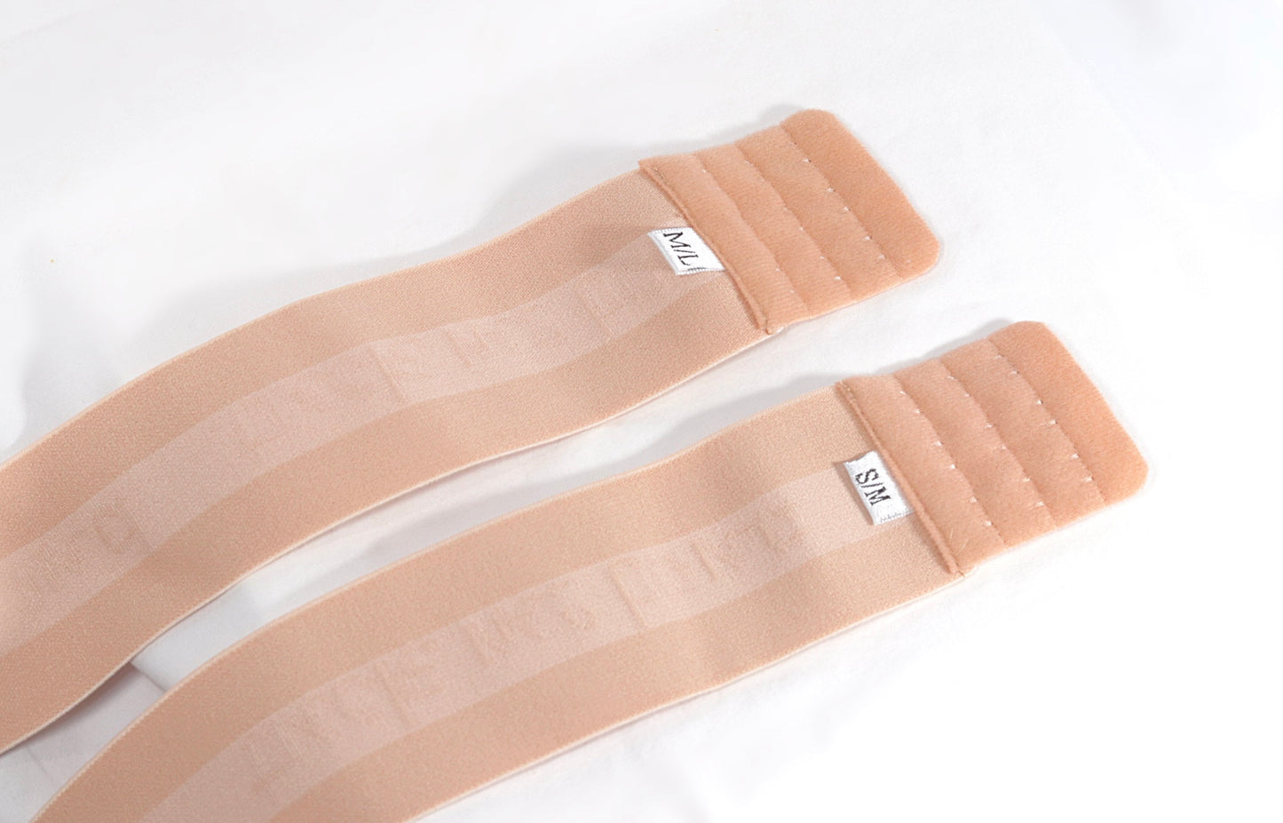 TUCK ME BAND - adjustable elastic belt to crop or tuck in your clothing - the ultimate fashion hack accessory